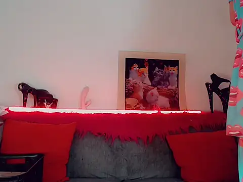 vicky gill online show from October 10, 8:08 pm