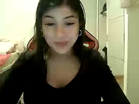 Snapshot of Becca_B chatting on October 26, 9:10 pm Becca B online show from October 26, 9:10 pm