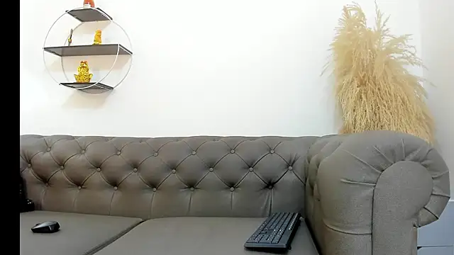 nefer ahsgarr online show from September 9, 9:36 pm