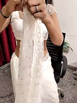 Shalu G online show from September 13, 2:17 pm