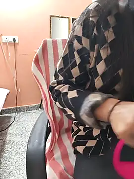 Shalu G online show from November 14, 11:31 am