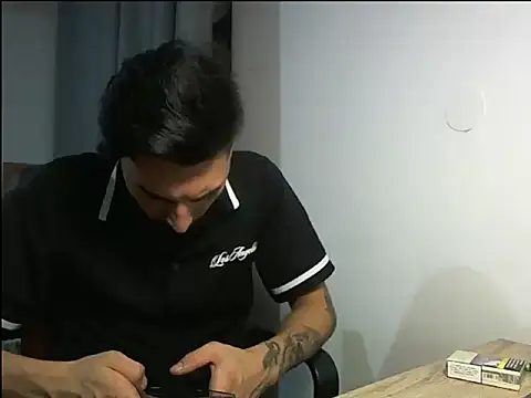 Alexgrc13 online show from October 14, 6:20 pm