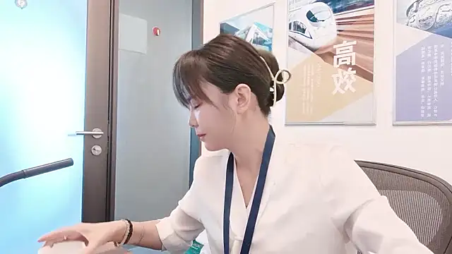 Snapshot of KKMM168 chatting on November 18, 3:01 am KKMM168 online show from November 18, 3:01 am