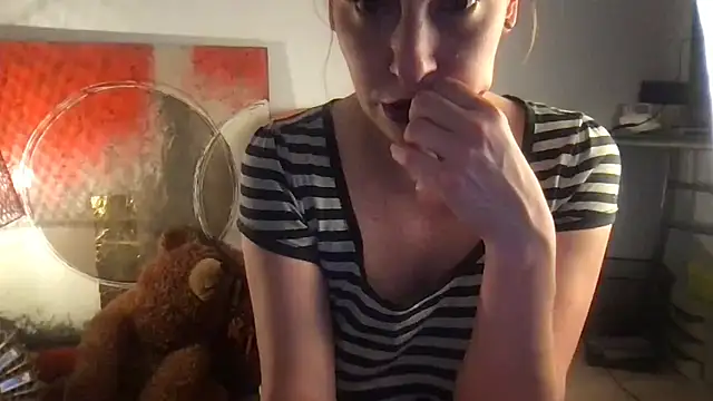 Bembi Trouble online show from November 16, 8:20 am