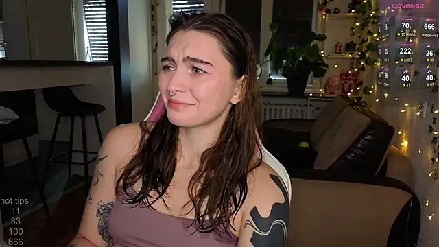 Snapshot of dorfmatratze__ chatting on December 2, 9:03 am dorfmatratze online show from December 2, 9:03 am