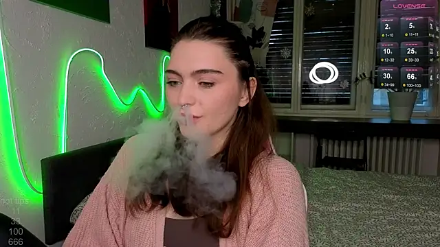 Snapshot of dorfmatratze__ chatting on December 5, 6:33 am dorfmatratze online show from December 5, 6:33 am