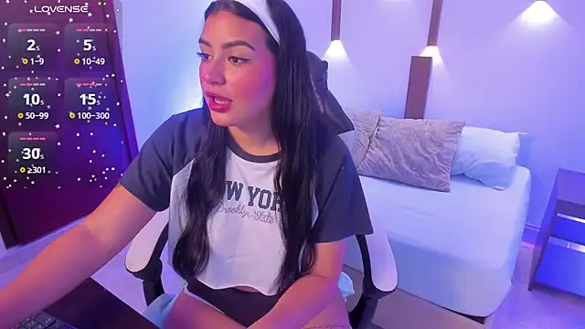 menny kiss online show from October 3, 2:30 am