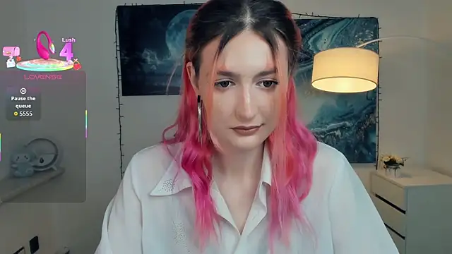 EasterBlink online show from October 31, 11:00 am