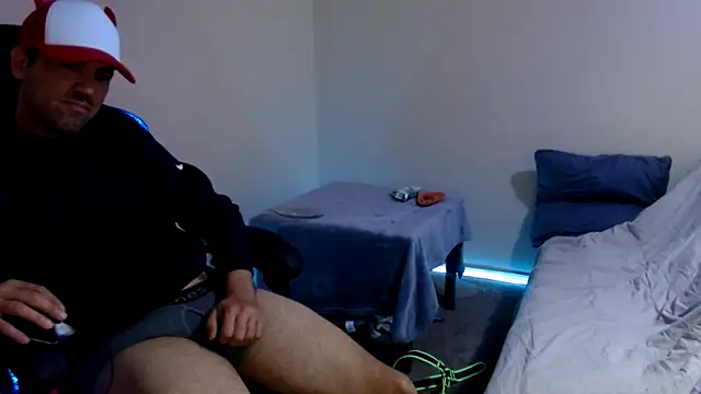 Snapshot of TypicalDepot5 chatting on November 15, 3:30 pm TypicalDepot5 online show from November 15, 3:30 pm