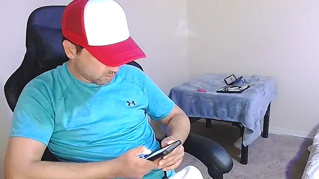 Snapshot of TypicalDepot5 chatting on November 17, 4:18 am TypicalDepot5 online show from November 17, 4:18 am