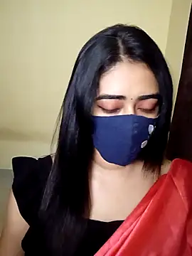 Quinn Bebo online show from December 3, 11:30 am