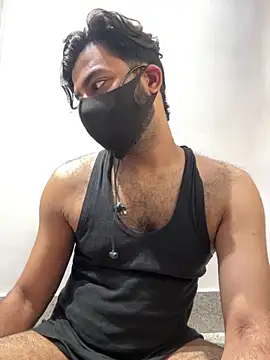 Snapshot of hottestboy03 chatting on September 13, 5:29 am hottestboy03 online show from September 13, 5:29 am