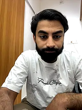 Snapshot of hottestboy03 chatting on October 14, 8:04 am hottestboy03 online show from October 14, 8:04 am