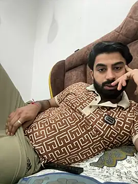 Snapshot of hottestboy03 chatting on October 19, 9:10 am hottestboy03 online show from October 19, 9:10 am