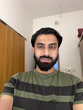 Snapshot of hottestboy03 chatting on October 31, 6:53 pm hottestboy03 online show from October 31, 6:53 pm