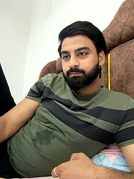 Snapshot of hottestboy03 chatting on November 6, 5:19 am hottestboy03 online show from November 6, 5:19 am