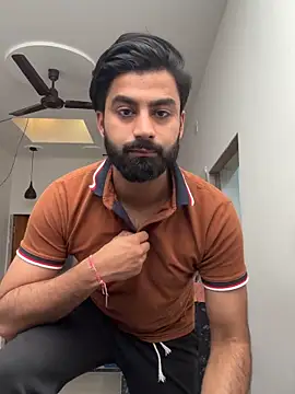 Snapshot of hottestboy03 chatting on November 7, 4:45 am hottestboy03 online show from November 7, 4:45 am