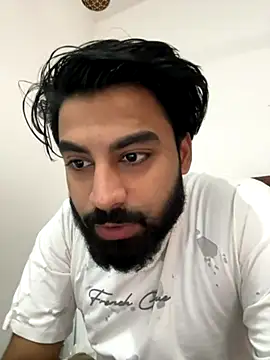 Snapshot of hottestboy03 chatting on November 17, 5:02 am hottestboy03 online show from November 17, 5:02 am