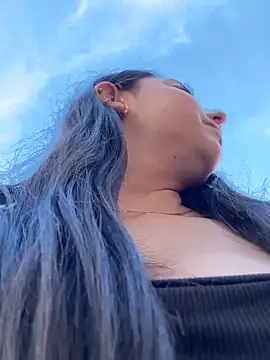 Snapshot of Dulce_1408 chatting on October 14, 8:31 pm Dulce 1408 online show from October 14, 8:31 pm