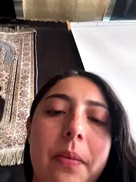 Snapshot of Dulce_1408 chatting on October 15, 7:14 pm Dulce 1408 online show from October 15, 7:14 pm