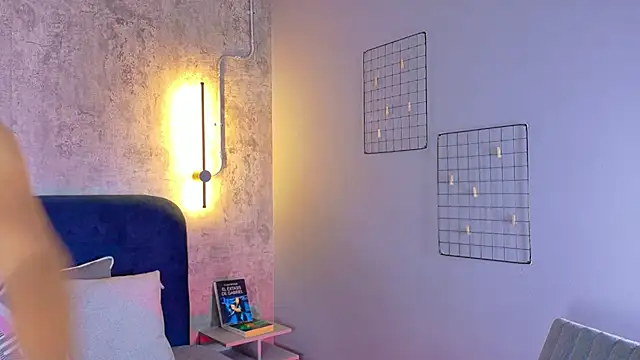 isabellaho1317 online show from October 23, 8:18 pm