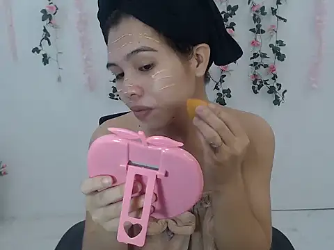 miss anna094 online show from September 12, 10:43 pm