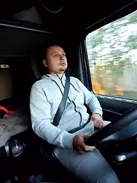 Amberdual online show from October 20, 5:30 am