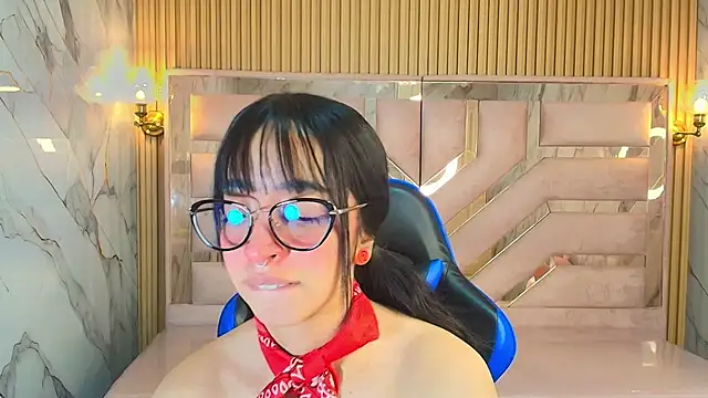 zoe r  online show from October 4, 3:15 am