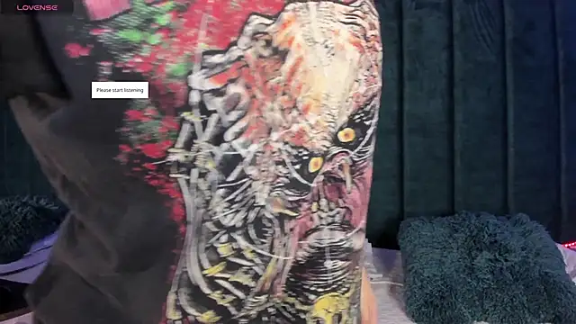 Snapshot of kate_cass chatting on November 19, 3:39 am kate cass online show from November 19, 3:39 am