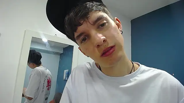 Jheampiiero online show from November 24, 12:49 pm