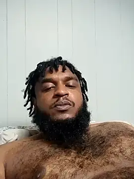 Snapshot of Longthickdick33 chatting on October 18, 8:20 pm Longthickdick33 online show from October 18, 8:20 pm