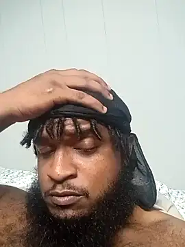 Snapshot of Longthickdick33 chatting on October 22, 8:03 am Longthickdick33 online show from October 22, 8:03 am