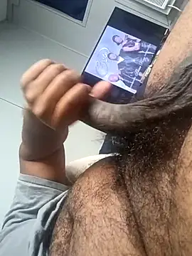 Snapshot of Longthickdick33 chatting on November 2, 7:22 am Longthickdick33 online show from November 2, 7:22 am