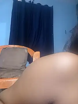 Snapshot of hottiebaba_01 chatting on October 21, 6:30 pm hottiebaba 01 online show from October 21, 6:30 pm