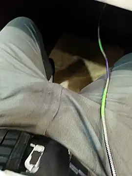 Snapshot of hotboy43339 chatting on September 11, 4:18 pm hotboy43339 online show from September 11, 4:18 pm