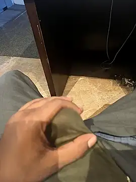 Snapshot of hotboy43339 chatting on October 5, 8:45 am hotboy43339 online show from October 5, 8:45 am