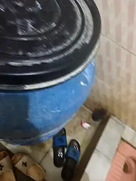 Snapshot of hotboy43339 chatting on October 13, 2:50 pm hotboy43339 online show from October 13, 2:50 pm