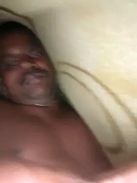 Snapshot of hotboy43339 chatting on October 14, 6:47 am hotboy43339 online show from October 14, 6:47 am