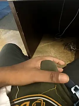 Snapshot of hotboy43339 chatting on October 20, 2:45 am hotboy43339 online show from October 20, 2:45 am