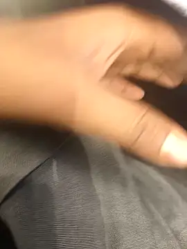 Snapshot of hotboy43339 chatting on October 28, 9:35 am hotboy43339 online show from October 28, 9:35 am