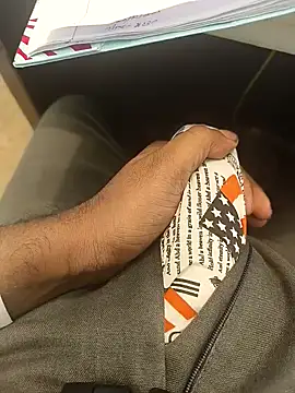 Snapshot of hotboy43339 chatting on October 29, 11:56 am hotboy43339 online show from October 29, 11:56 am