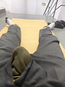 Snapshot of hotboy43339 chatting on November 6, 5:14 pm hotboy43339 online show from November 6, 5:14 pm