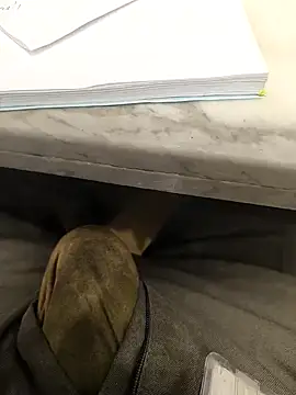 Snapshot of hotboy43339 chatting on November 7, 6:57 am hotboy43339 online show from November 7, 6:57 am