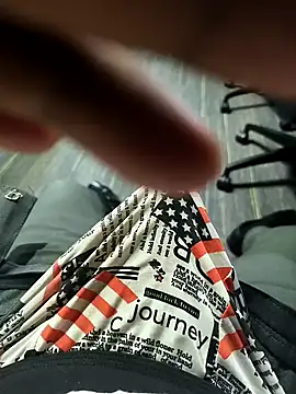 Snapshot of hotboy43339 chatting on November 18, 8:24 pm hotboy43339 online show from November 18, 8:24 pm