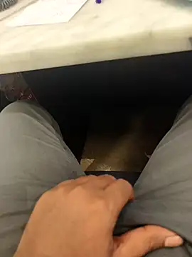 Snapshot of hotboy43339 chatting on November 27, 6:48 am hotboy43339 online show from November 27, 6:48 am