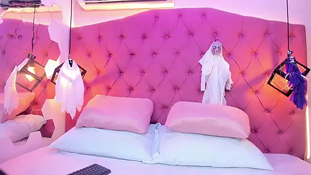 HannaPotther online show from October 6, 11:29 am