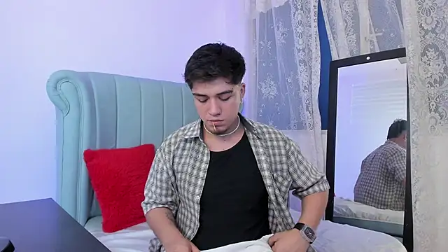 Snapshot of juanmechanic_ chatting on November 21, 4:55 am juanmechanic online show from November 21, 4:55 am