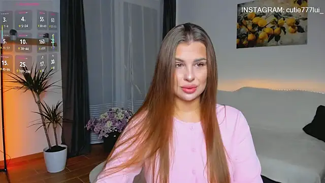 Cutie Lui online show from October 1, 5:13 am