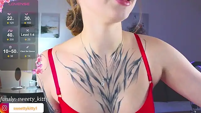 Snapshot of sweettykitty chatting on September 28, 5:18 pm sweettykitty online show from September 28, 5:18 pm