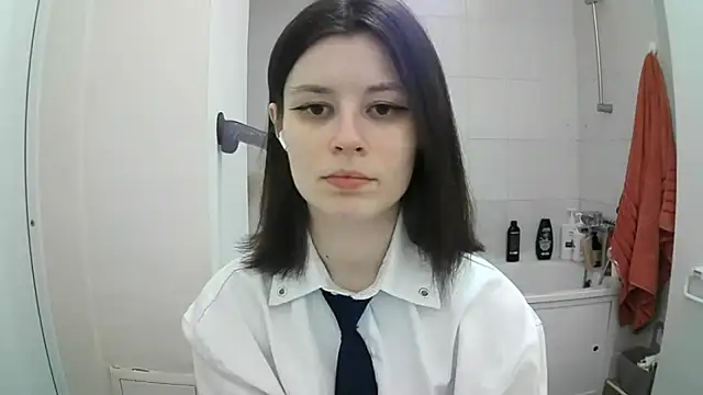 EdlinEngelby online show from September 24, 4:21 pm